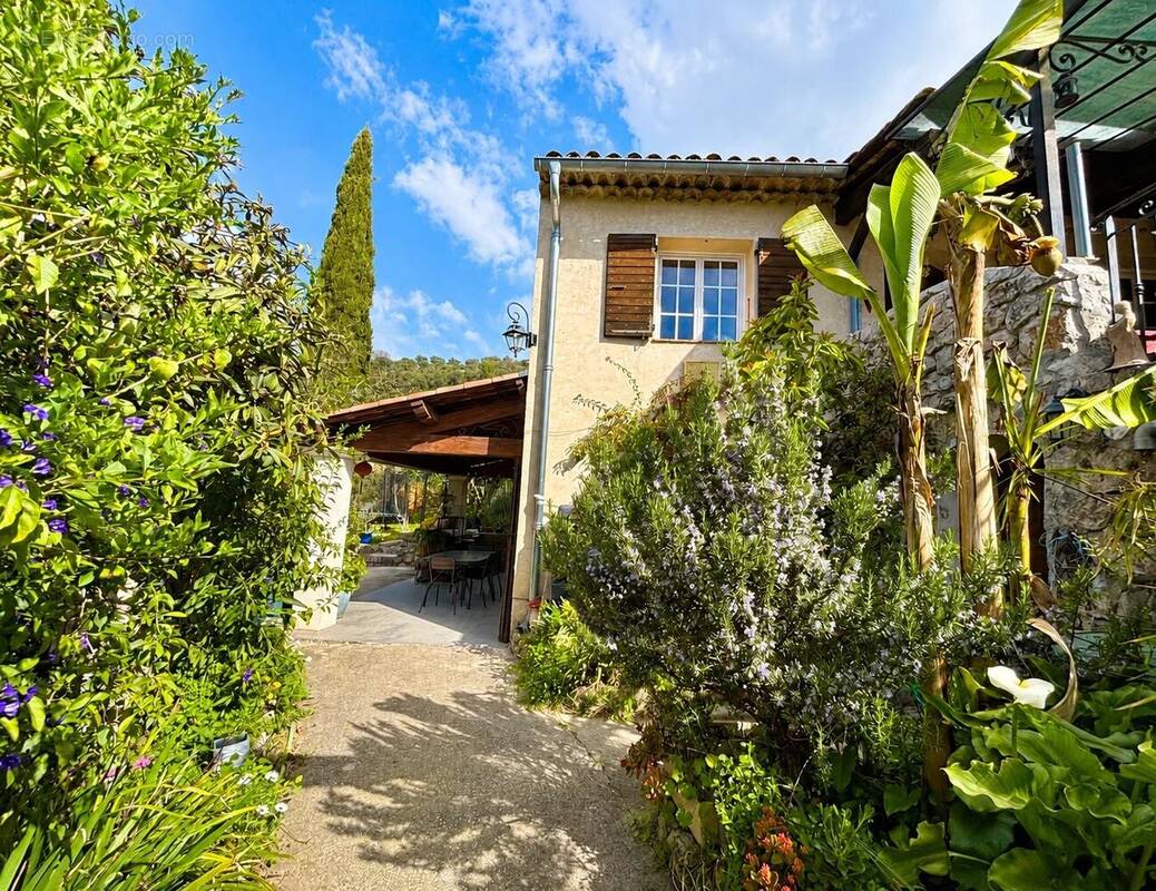 Maison à CONTES