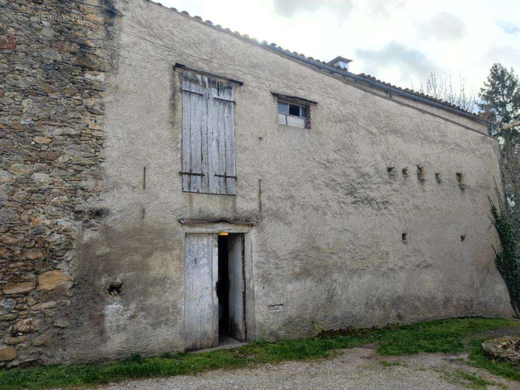 Maison à VILLENEUVE-D'OLMES