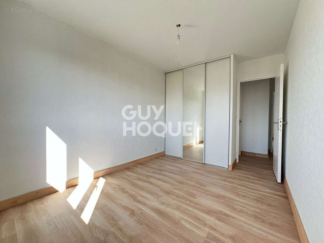 Appartement à DECINES-CHARPIEU