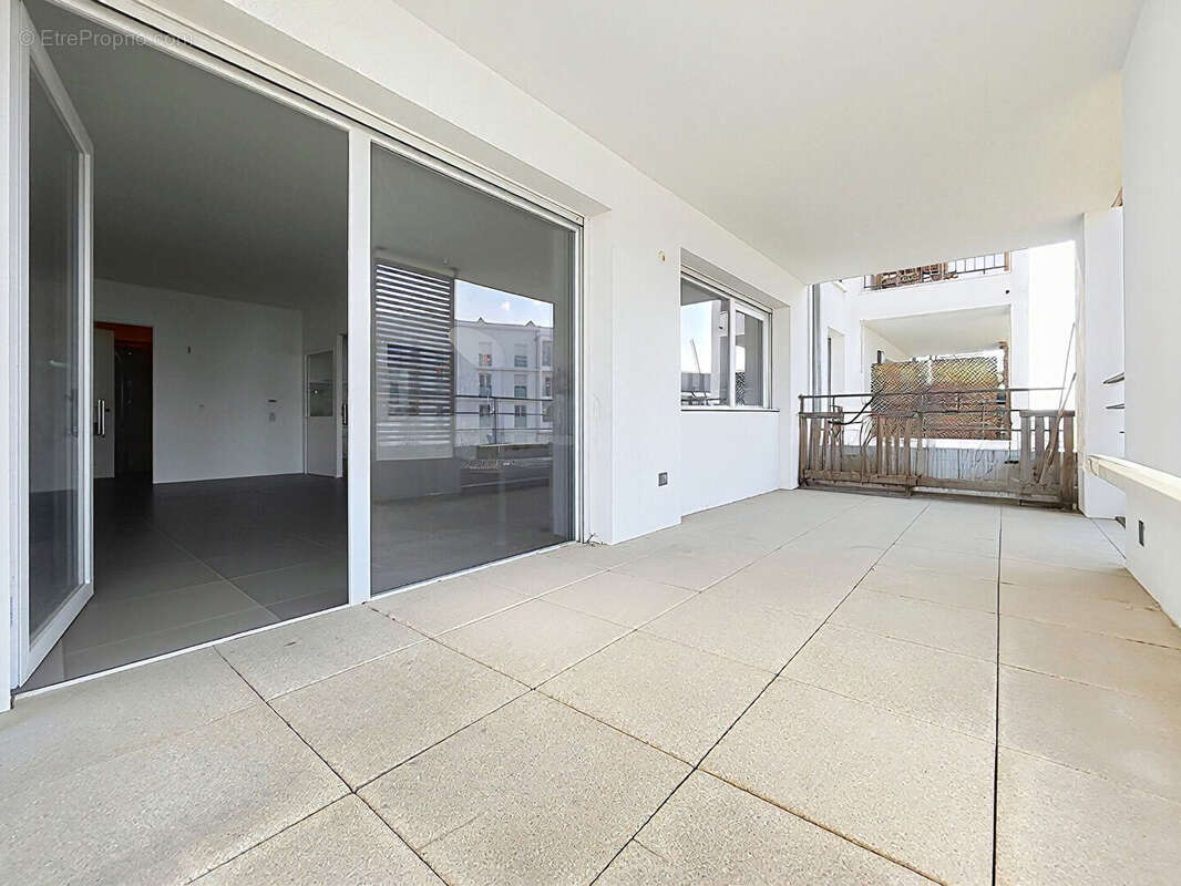 Appartement à SAINT-GENIS-POUILLY