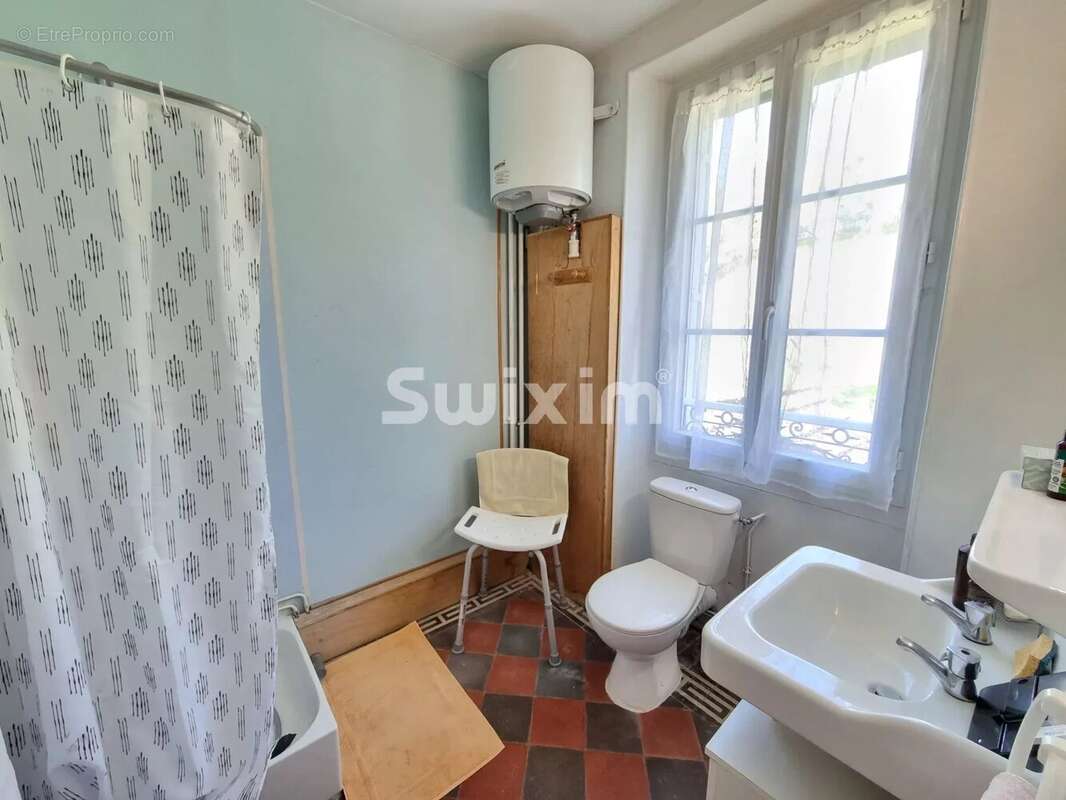 Appartement à ASNIERES-SOUS-BOIS