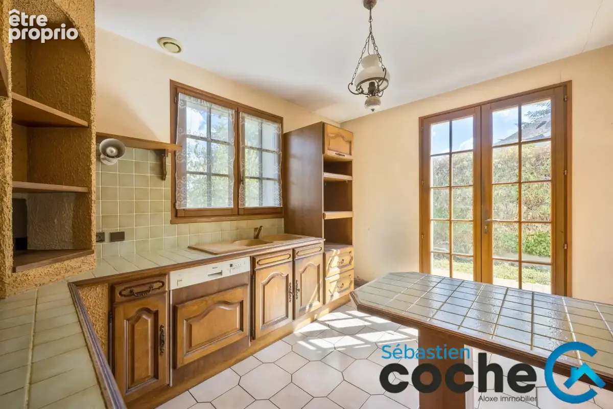 Exclusivité Chassieu - Villa 121m2 avec garage 50m2  sur parcelle 1000m2 - photo 8