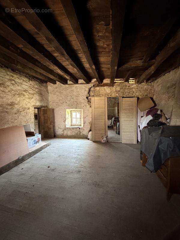 Maison 180 m² à Piegut-Pluviers  - photo 26