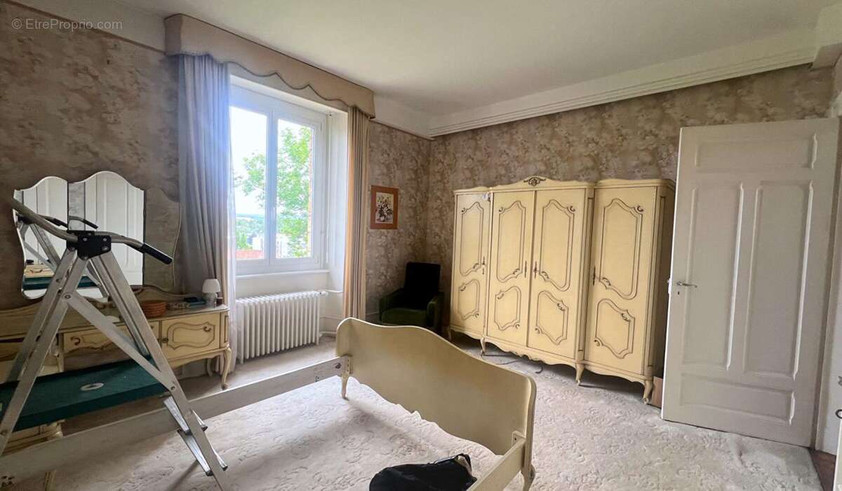 Maison  bourgeoise familiale  avec grand jardin - photo 9