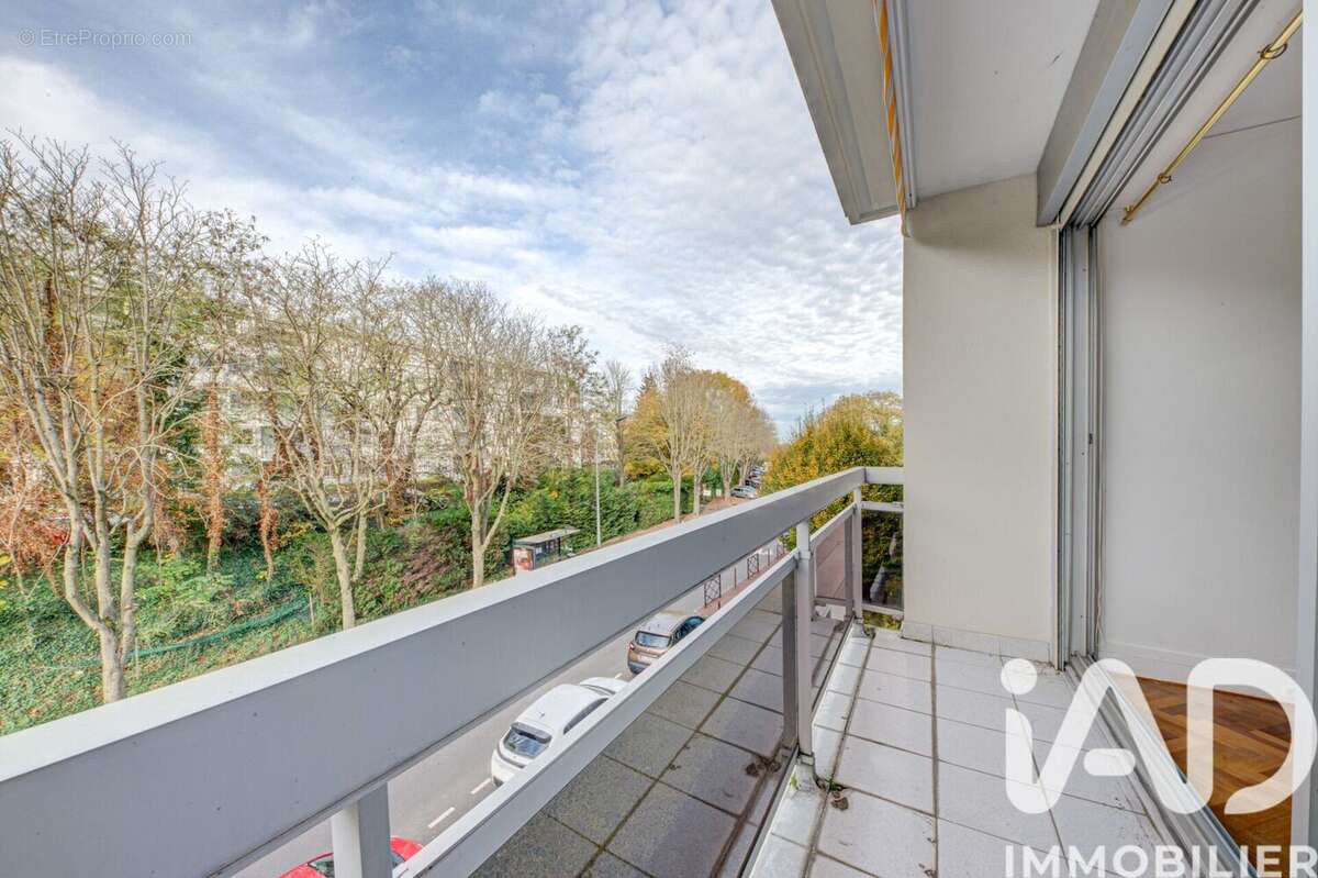 Photo 9 - Appartement à MARLY-LE-ROI