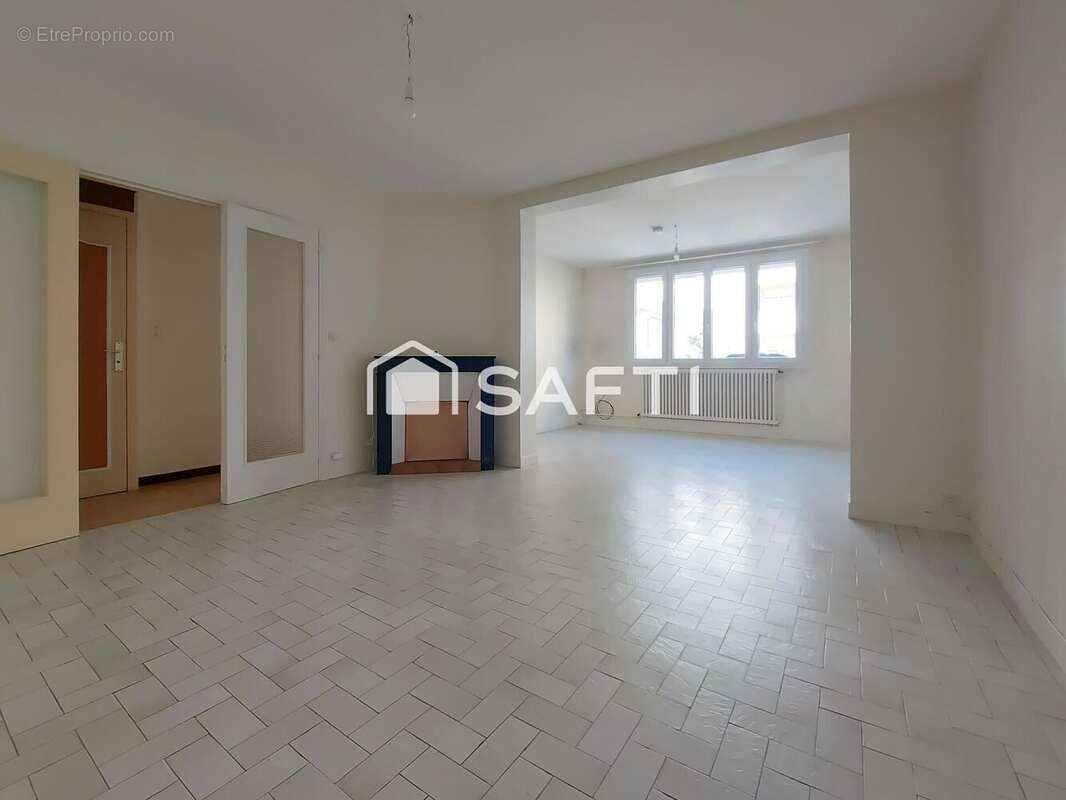 Maison 95 m² à Mantes-La-Jolie  - photo 2