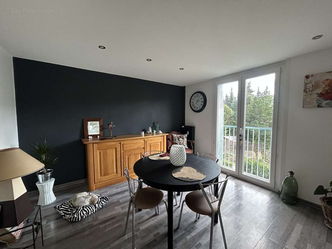 Appartement à PRIVAS