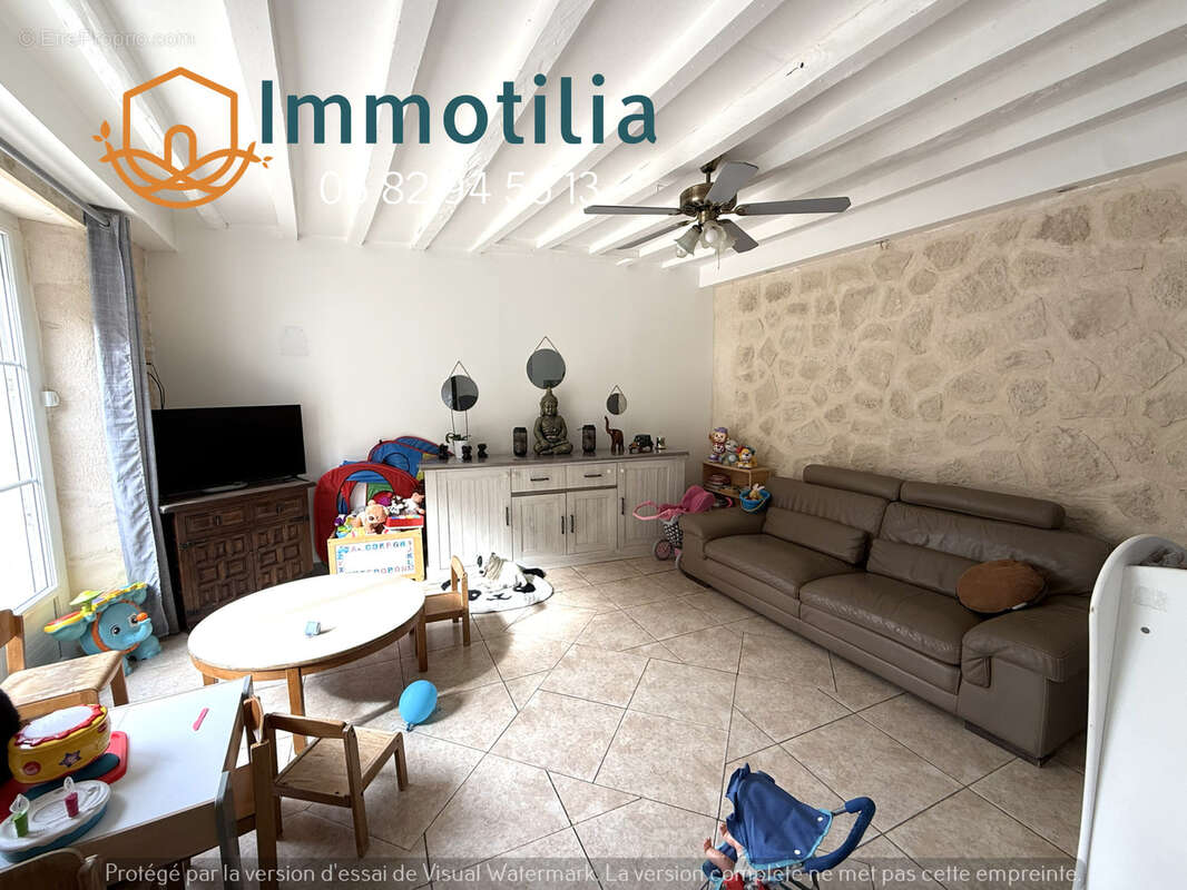 Maison à LONGUEVILLE