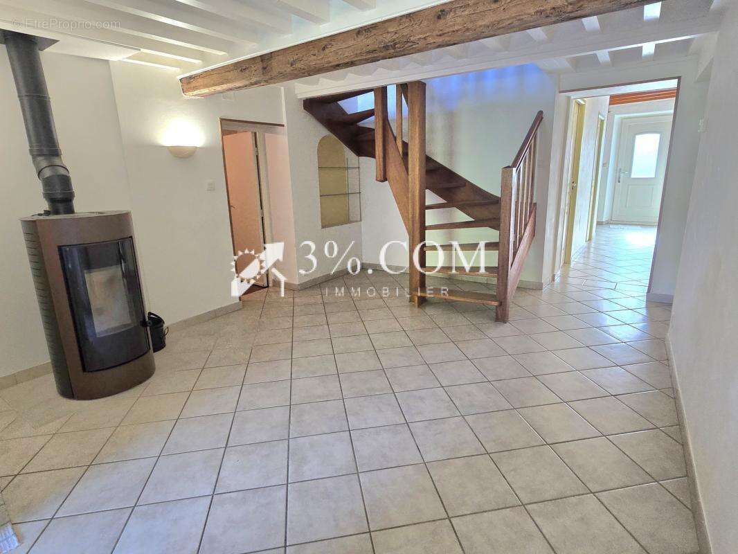 Maison de village de 120m2 et 5 chambres avec jardin et terr - photo 5