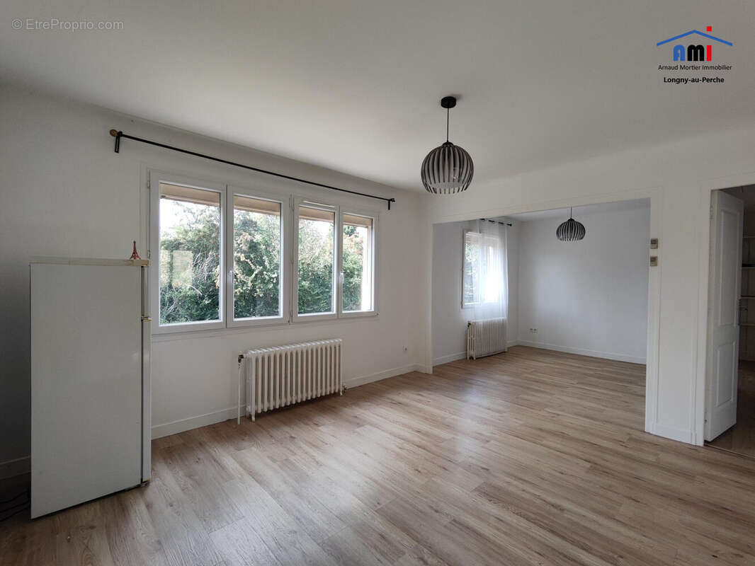 Maison à LONGNY-AU-PERCHE