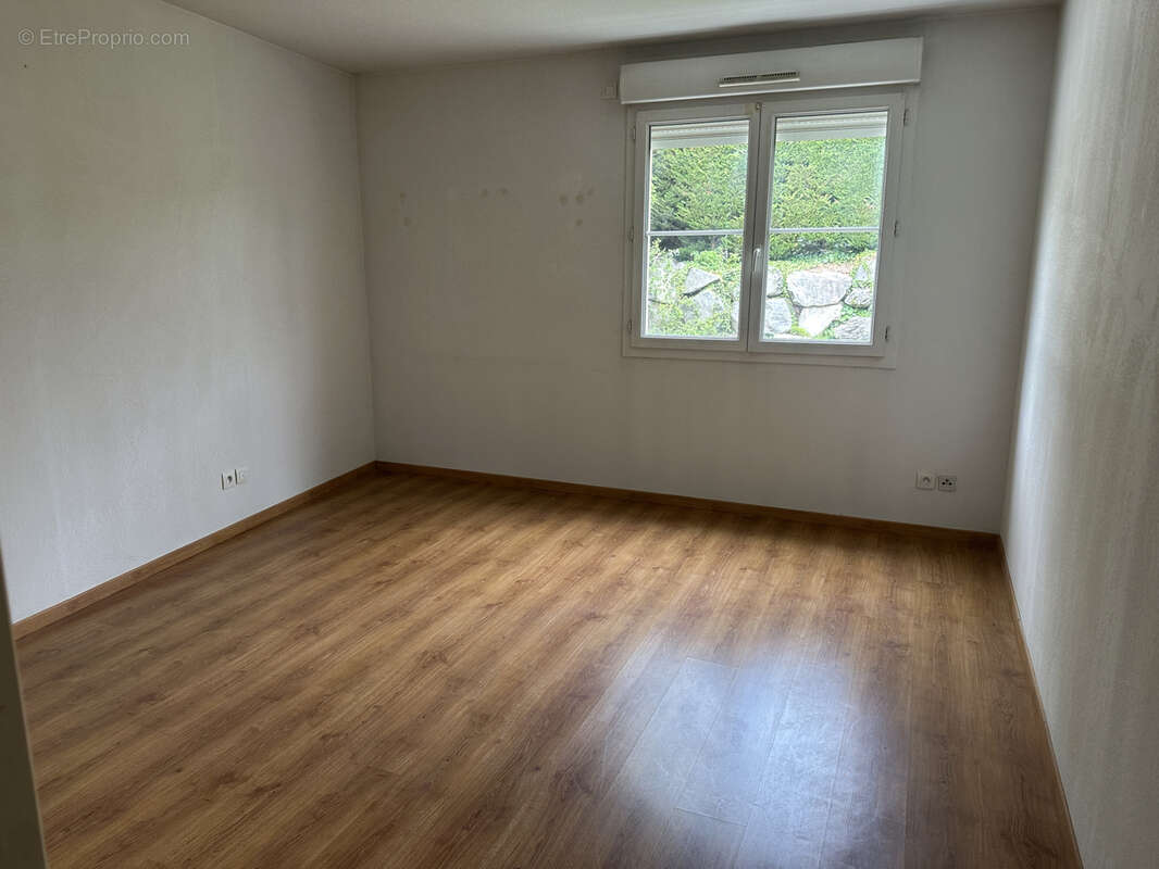 Appartement à LA FOUILLOUSE