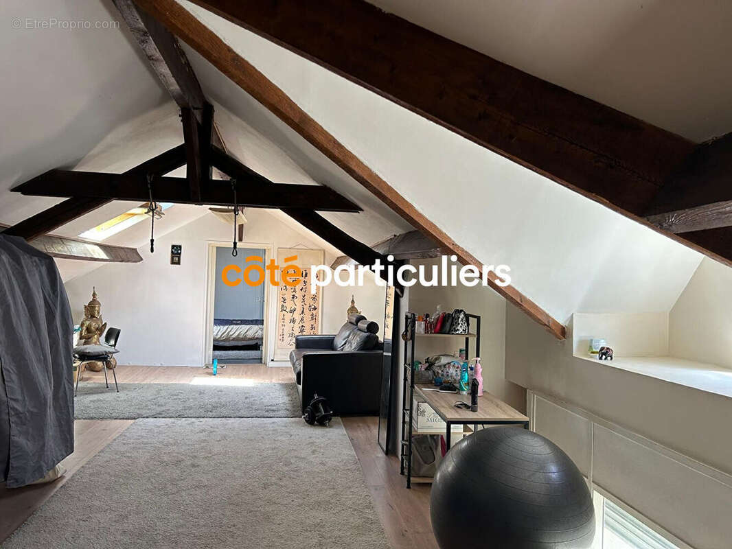 Maison à CORBEIL-ESSONNES