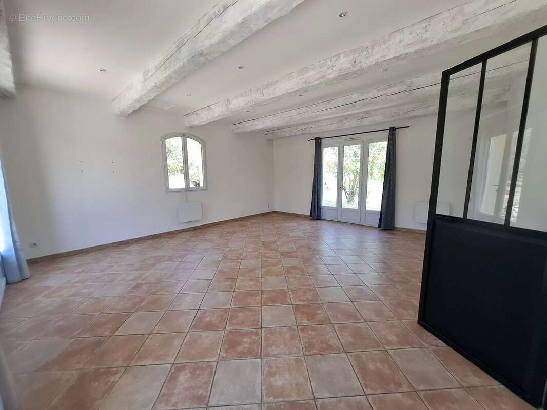 Maison - regusse - photo 4