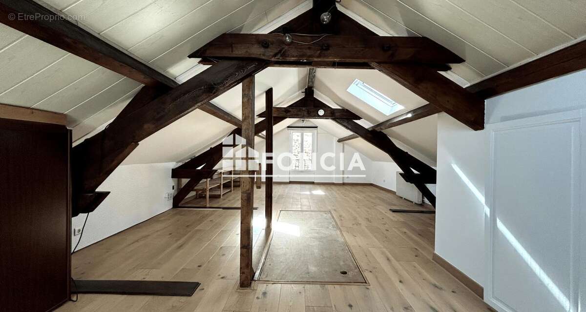 Maison à CORBEIL-ESSONNES