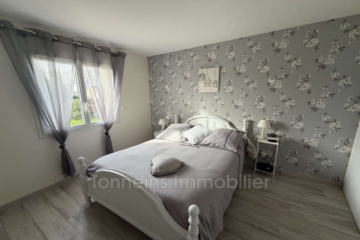 Maison à SAINT-SYLVESTRE-SUR-LOT