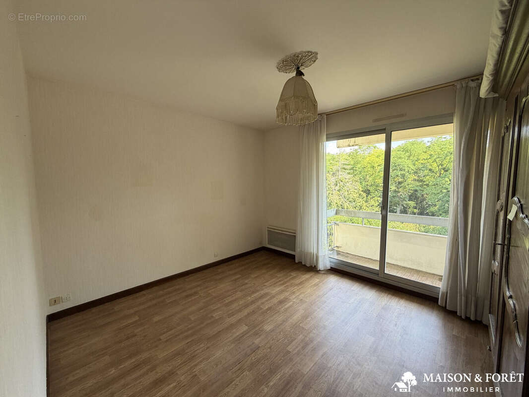 Appartement 83 m² à Gien  - photo 4