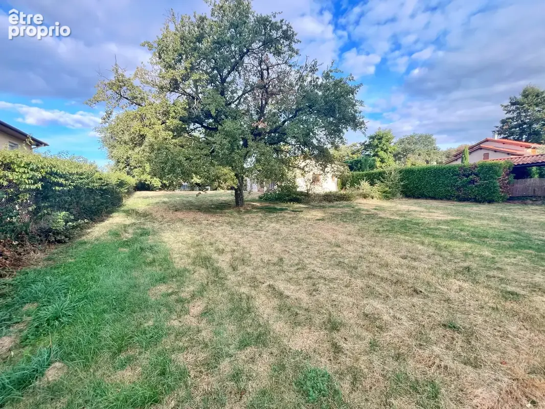 Maison Crepieux terrain 2500 m2 - photo 20