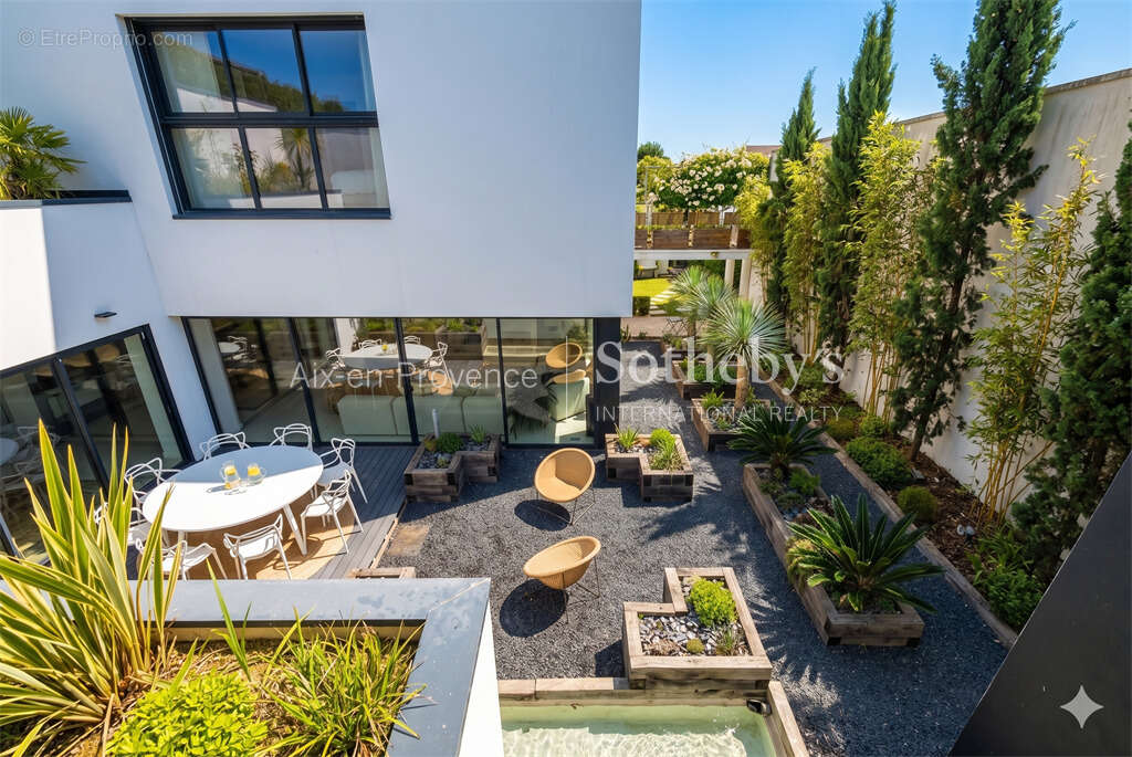 Maison à AIX-EN-PROVENCE