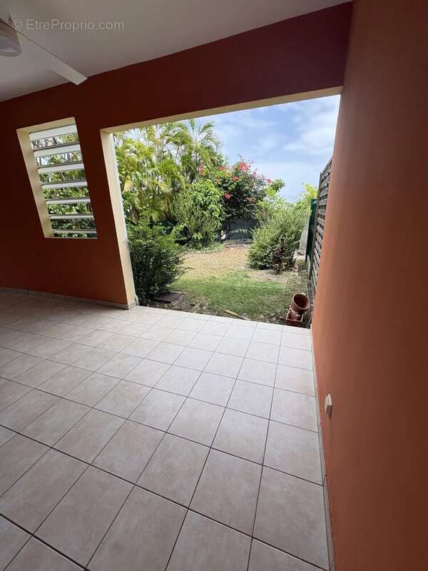 Appartement à SAINTE-ANNE