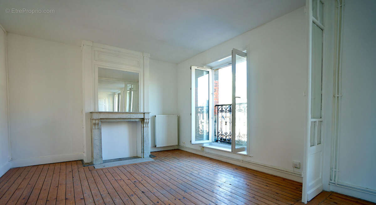 Appartement à LA MADELEINE