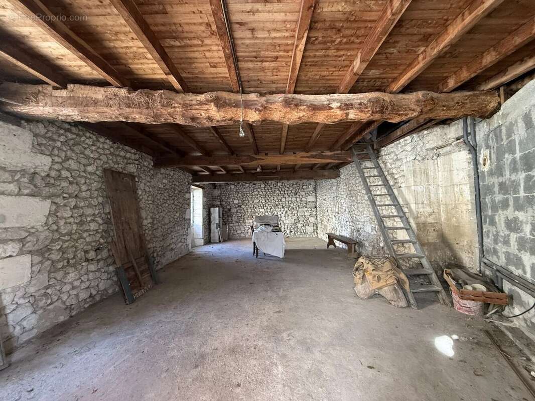 Maison à TOCANE-SAINT-APRE