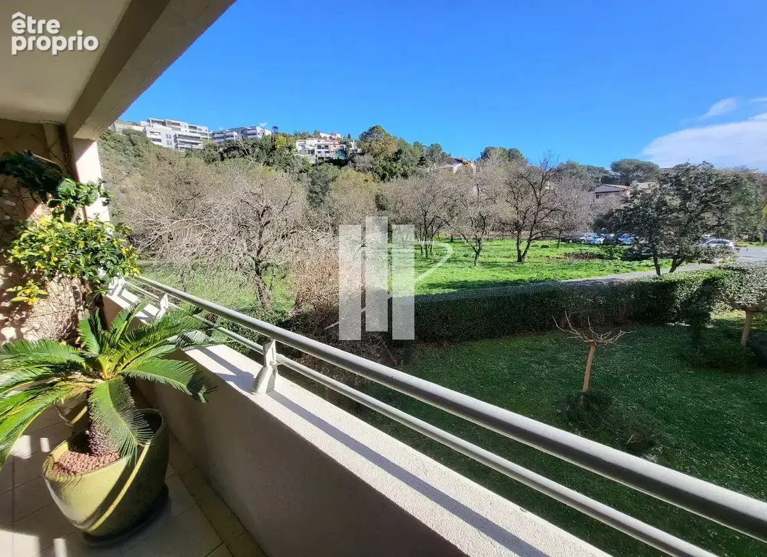 appartement de type 3 centre ville de saint raphael - photo 2