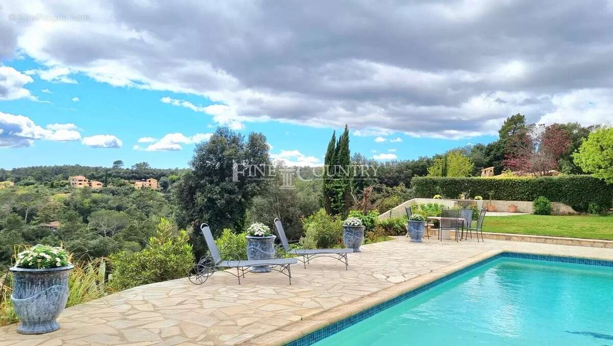 Maison à MONTAUROUX