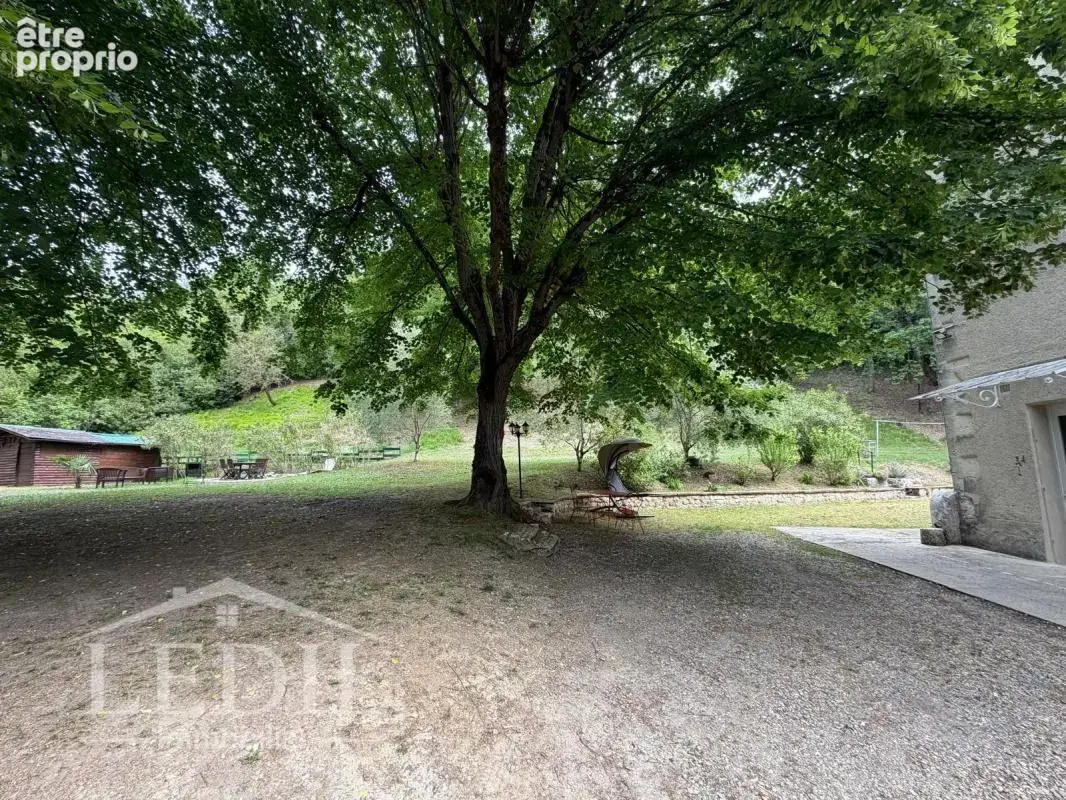Propriété 10 pièces 324 m² - photo 4