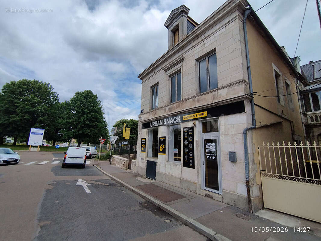 Commerce à AUXERRE