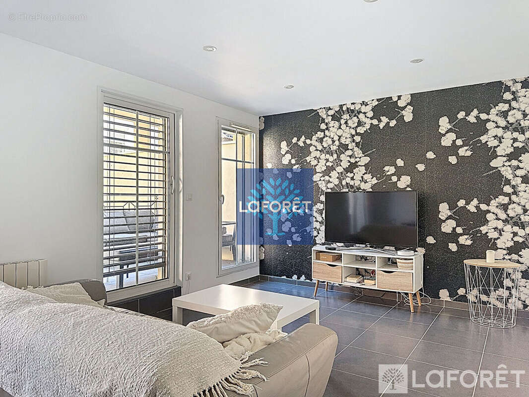 Appartement à OULLINS