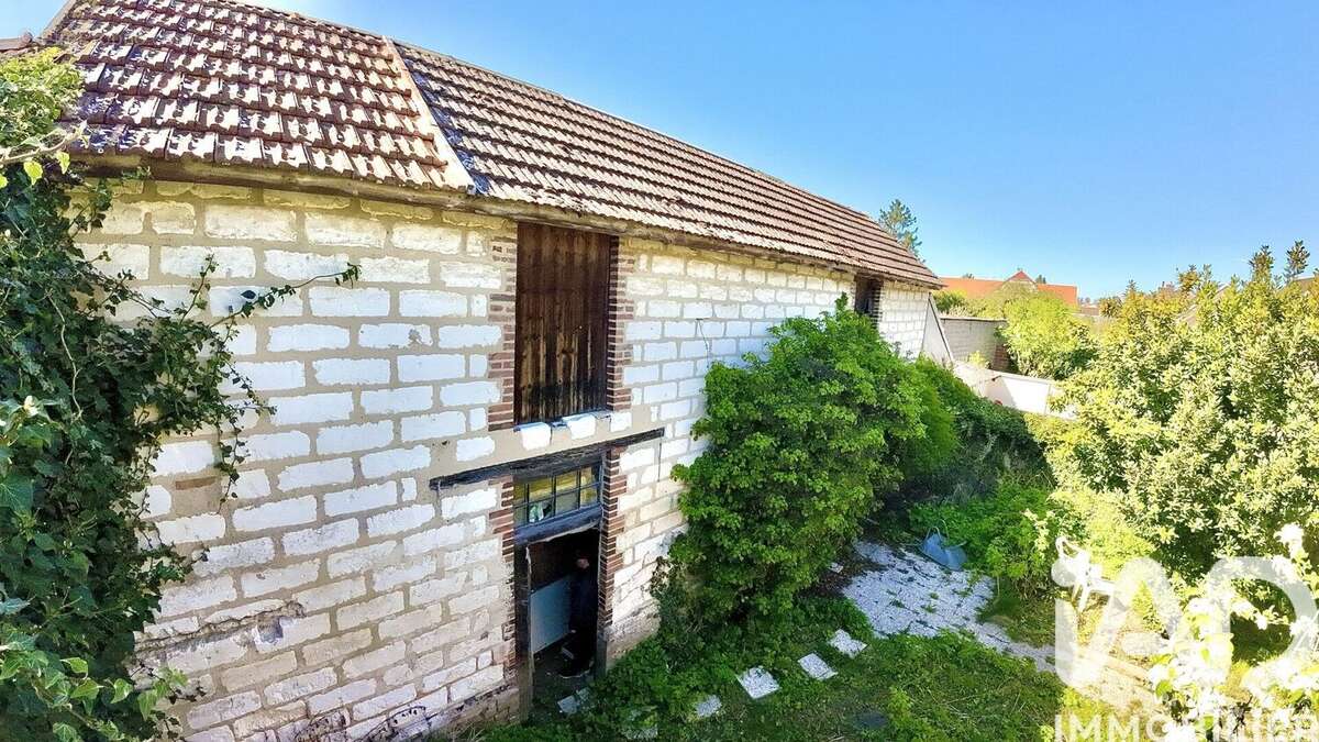 Photo 5 - Maison à VILLENEUVE-L'ARCHEVEQUE