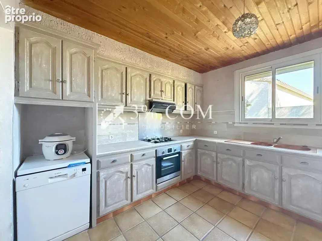 Charmante Maison de 178 m2 dans propriété avec terrain, Port - photo 23