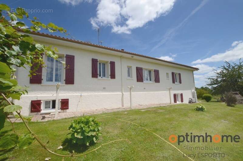  Propriété exceptionnelle avec étang privé sur plus de 1,7 hectare – Mazerolles, Charente  - photo 55
