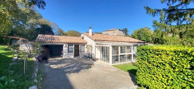 Maison à SAINT-AMBROIX