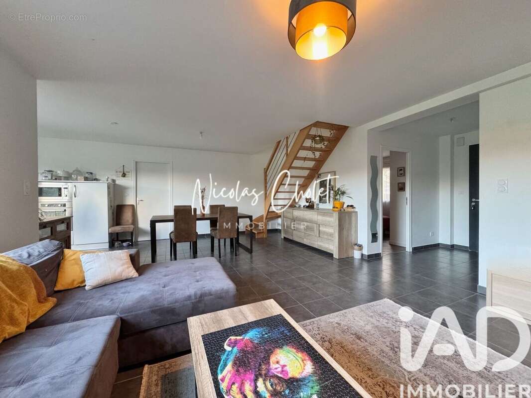 Photo 2 - Maison à LES PONTS-DE-CE