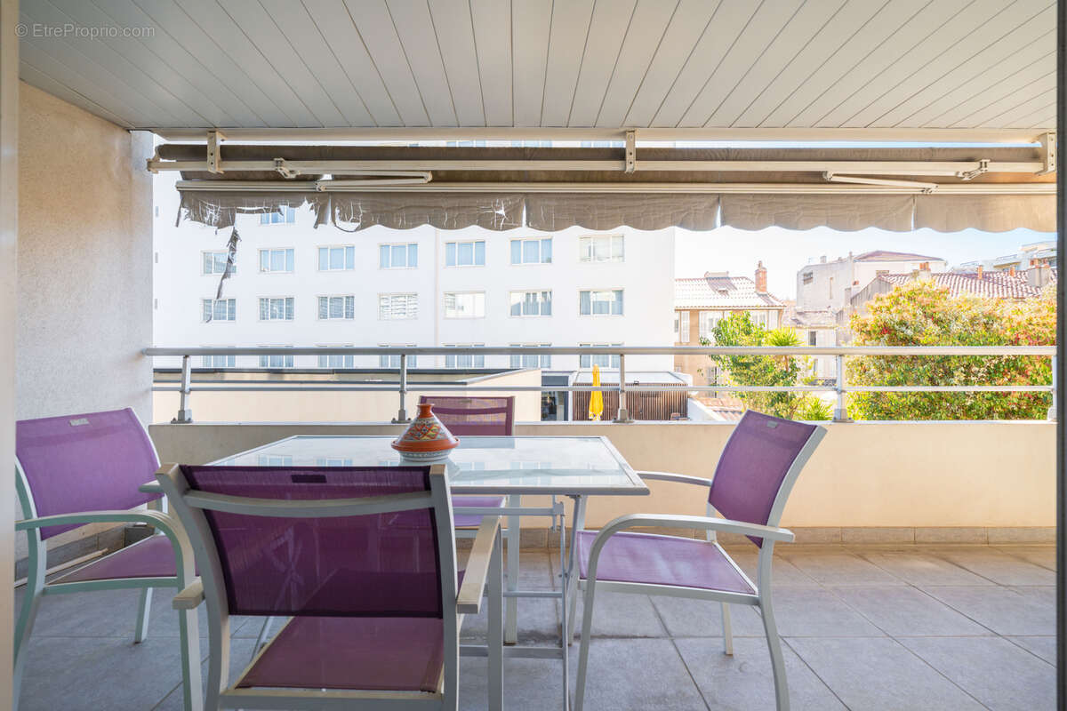 Appartement à MARSEILLE-8E