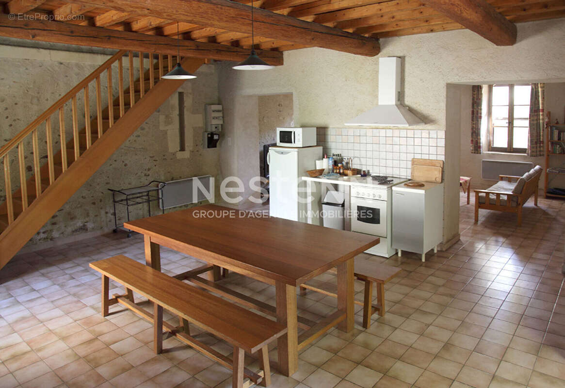 Maison à SAINT-MARTIN-DE-CRAU