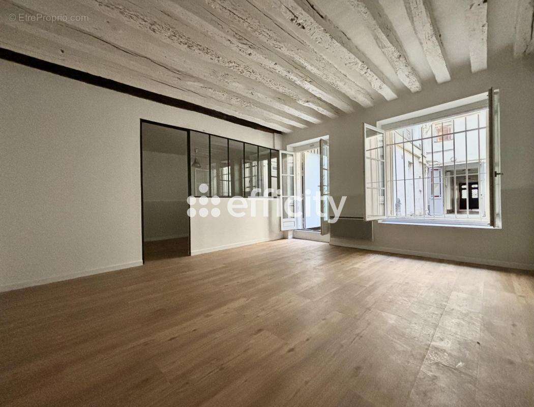 Appartement à PARIS-6E