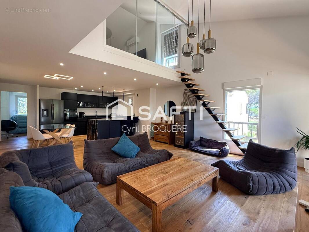 Photo 1 - Appartement à SAINT-RAPHAEL