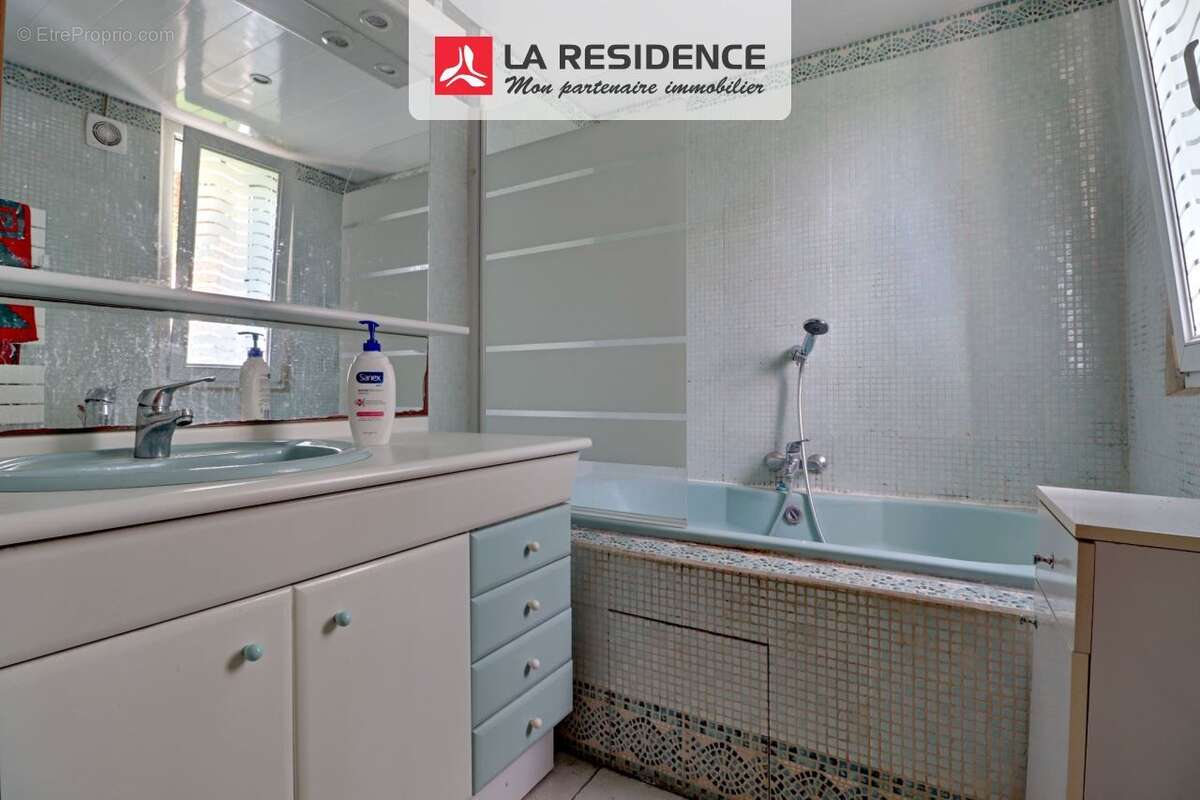 Maison à NEUVILLE-SUR-OISE