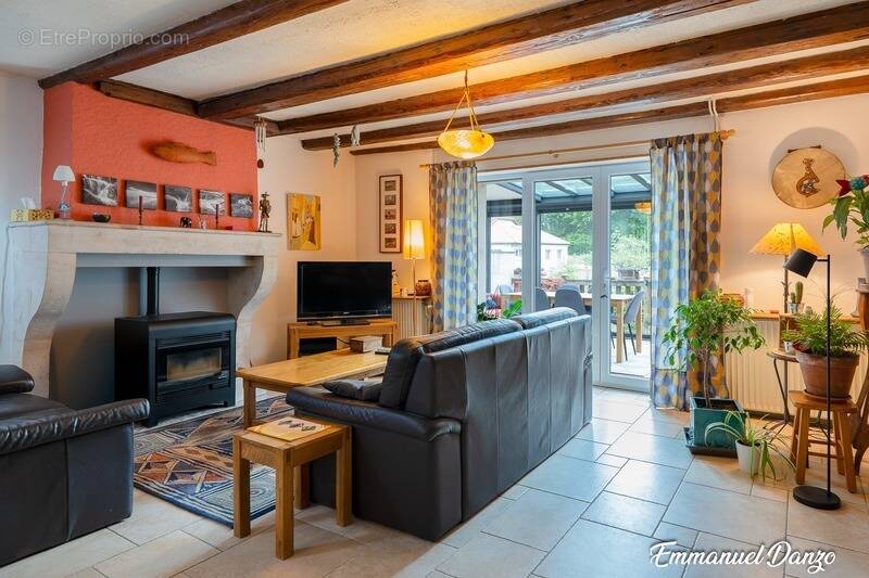Maison à MARBACHE