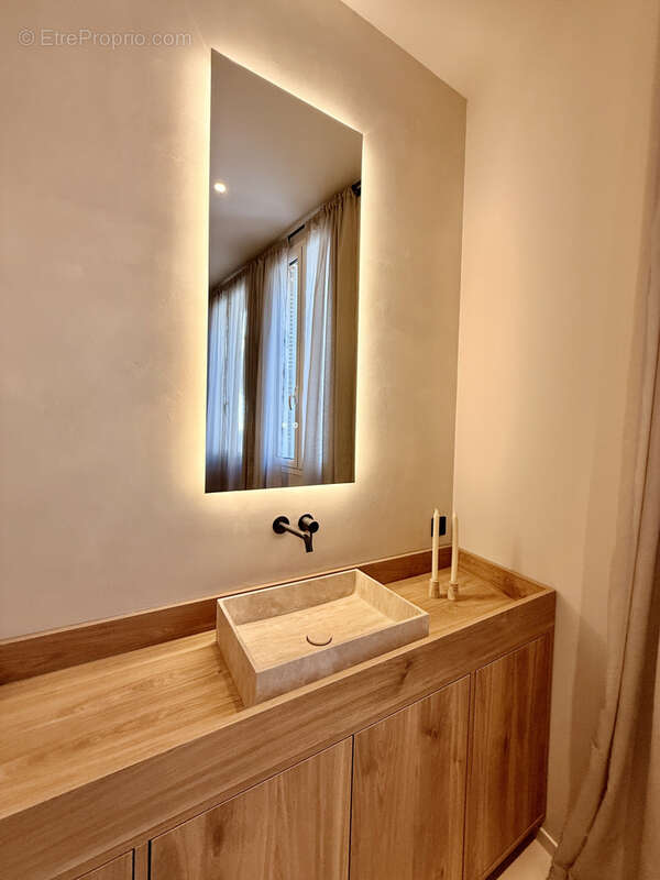 Appartement à BEAUSOLEIL