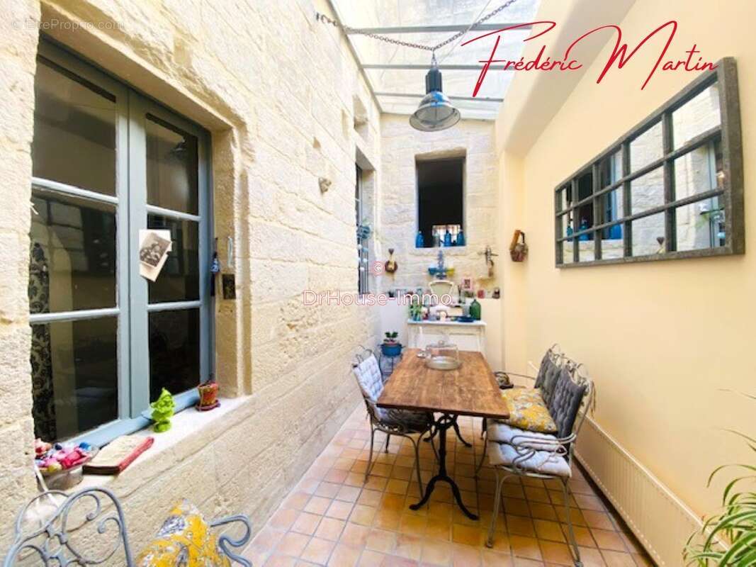 Maison 118 m² à Uzes  - photo 6