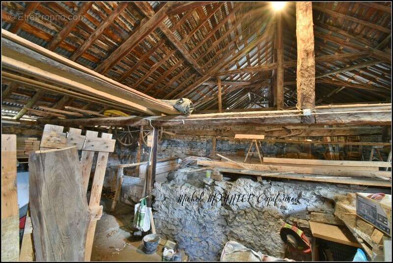 Maison de village à rénover avec grange de 186 m² à Siguret - photo 20