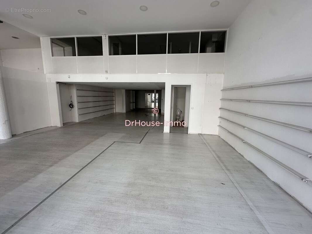 Commerce 265 m² à Grenoble  - photo 45
