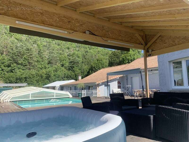 Maison avec studio indépendant et piscine chauffée – 2300 m² de terrain – CHABESTAN (05) - photo 28