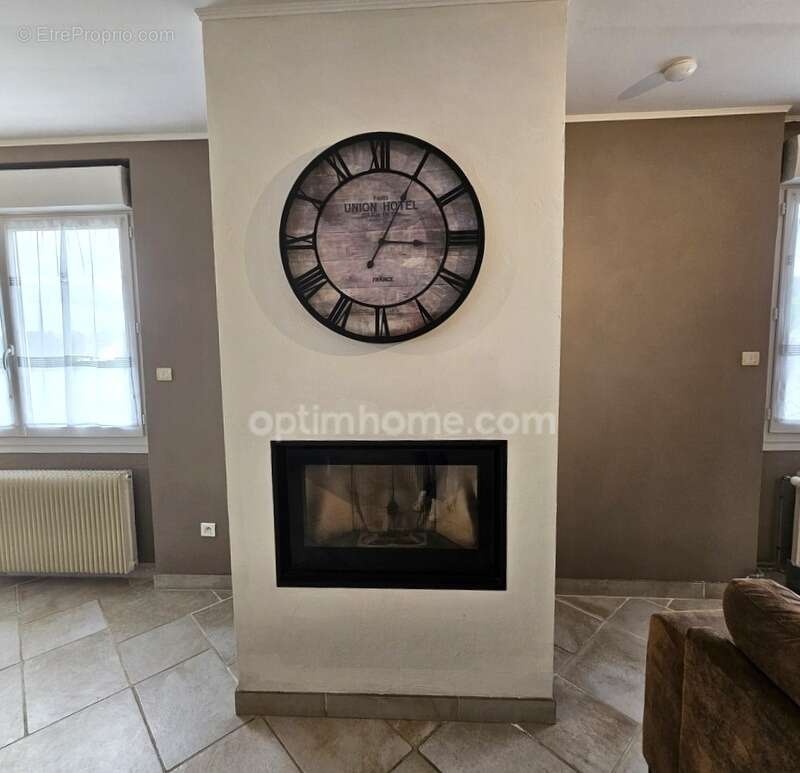 Maison à TROIS-PALIS