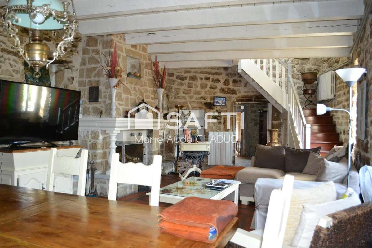 Photo 4 - Maison à LABLACHERE