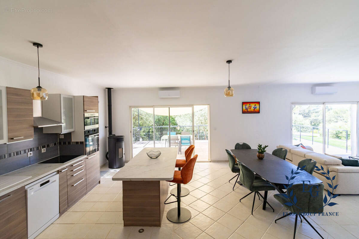 Maison 130 m² à Ponteves  - photo 3