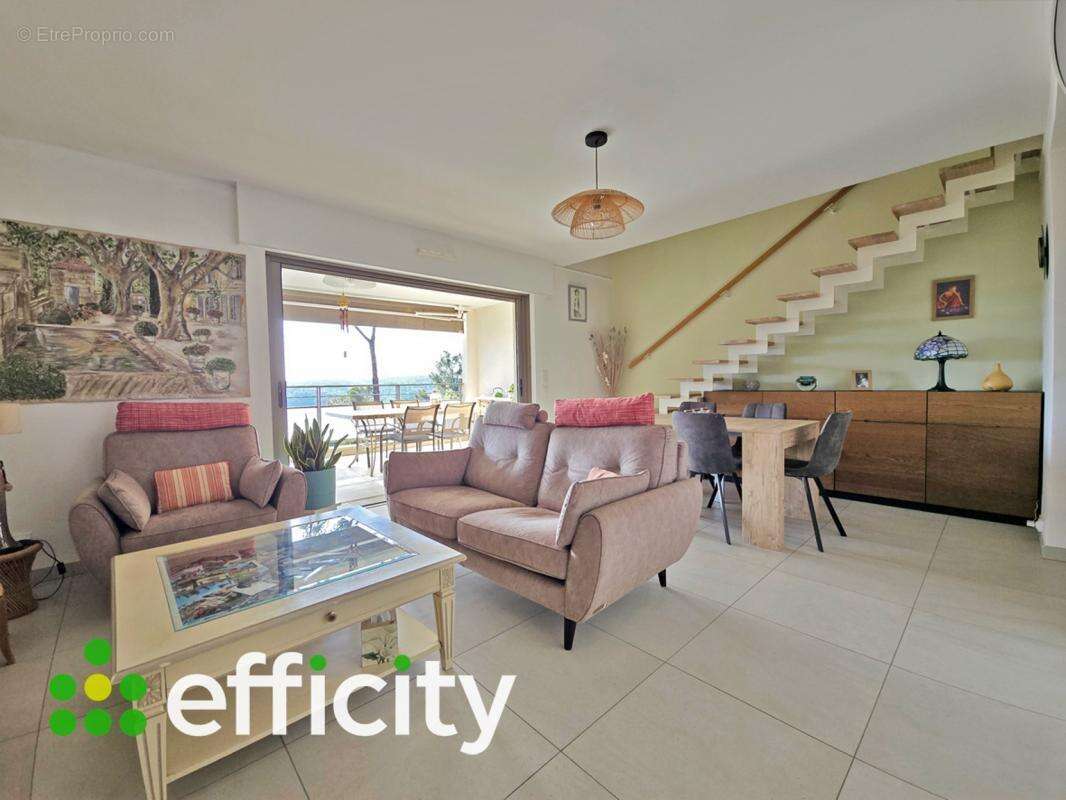 Appartement à SAINT-RAPHAEL